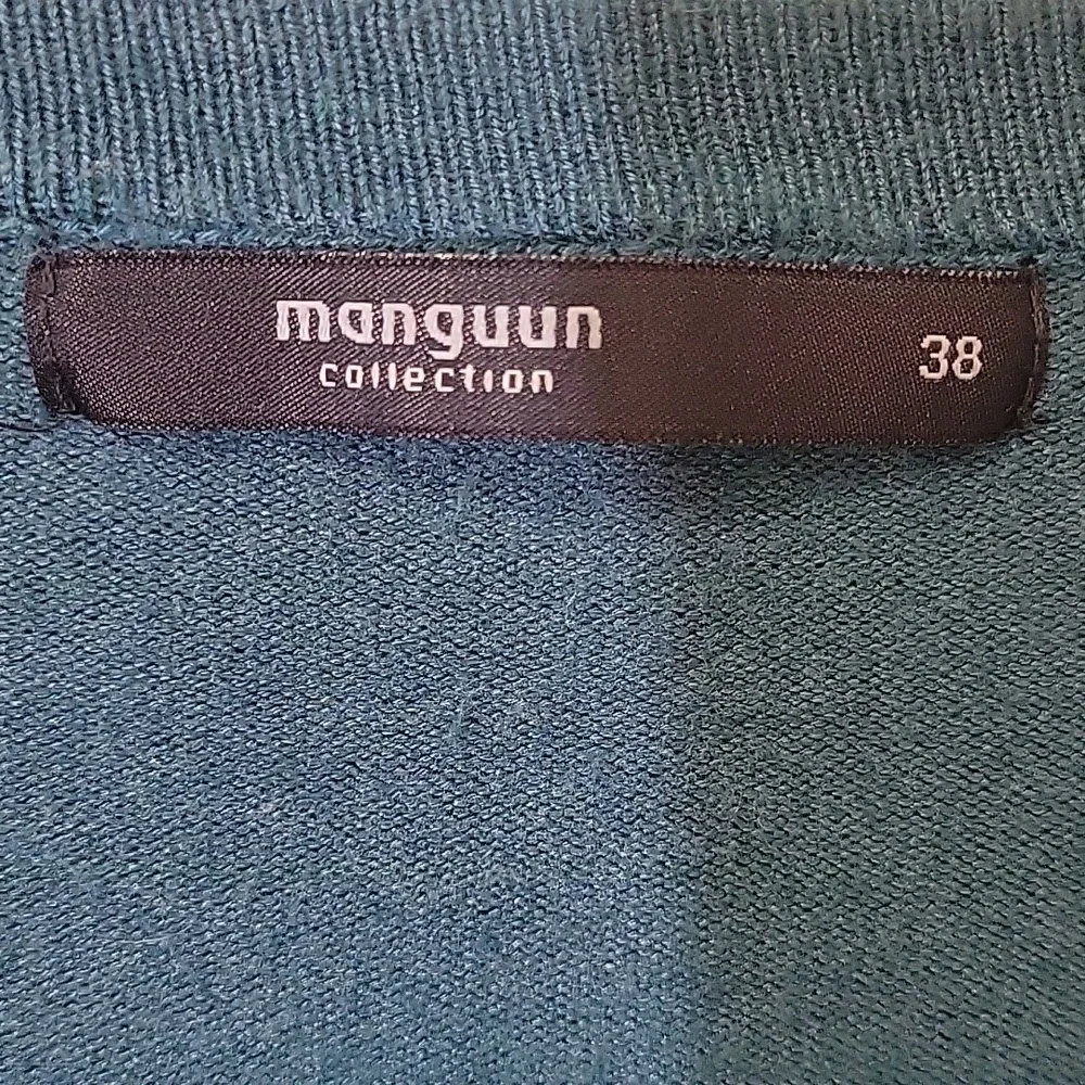 Manguun Women's Sweater